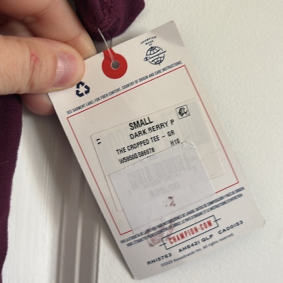 NWT Champion Women's Cropped Tee, Graphic SMALL - Picture 6 of 7